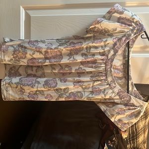 Cream/Purple Floral Tee
